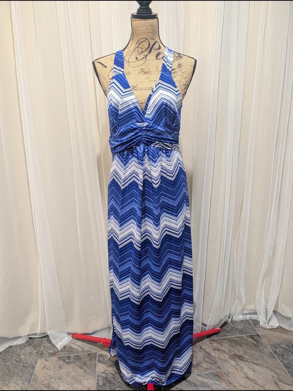 Raya sun Chevron Halter Maxi Dress